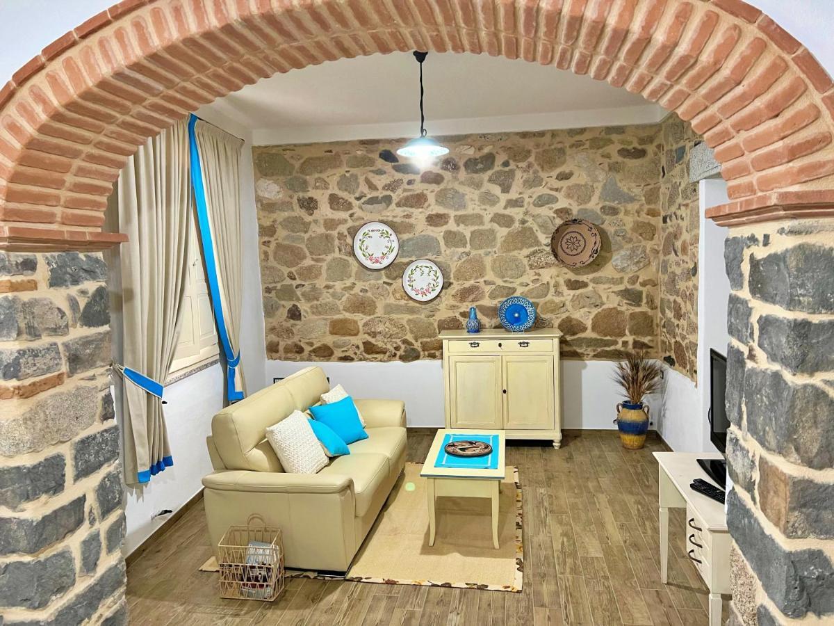Apartamento Sa Domo de Tzia Elene Irgoli Exterior foto